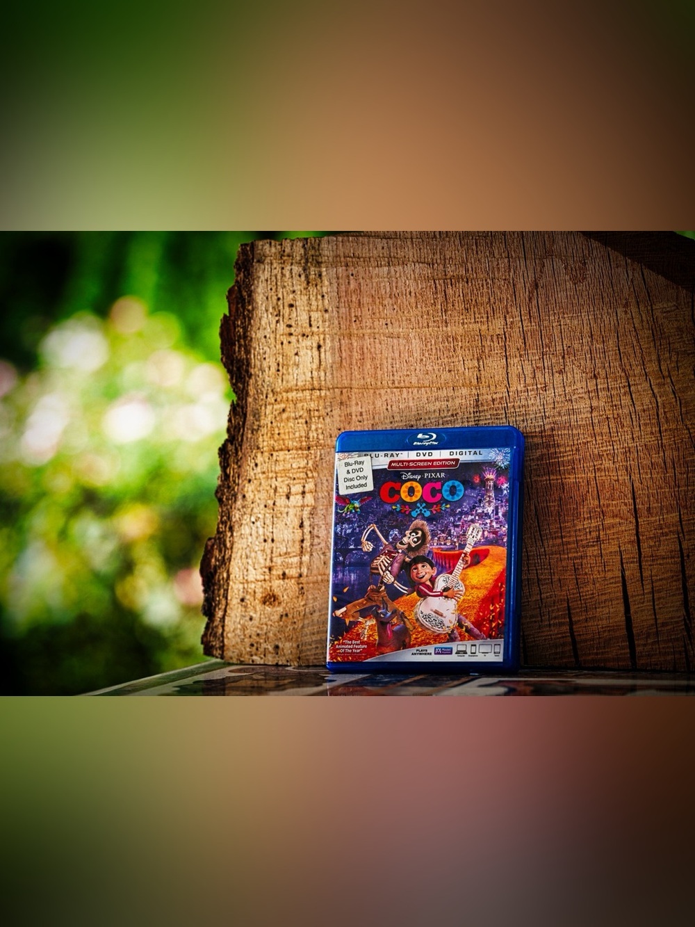 Disney Pixar's "Coco" Blu-Ray + DVD Multi-Screen Edition